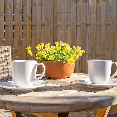 Rudi - 450m From The Sea By Interhome Hals